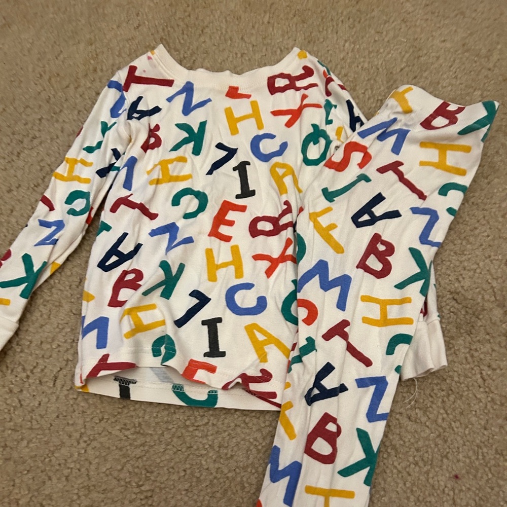 4t old navy pjs
